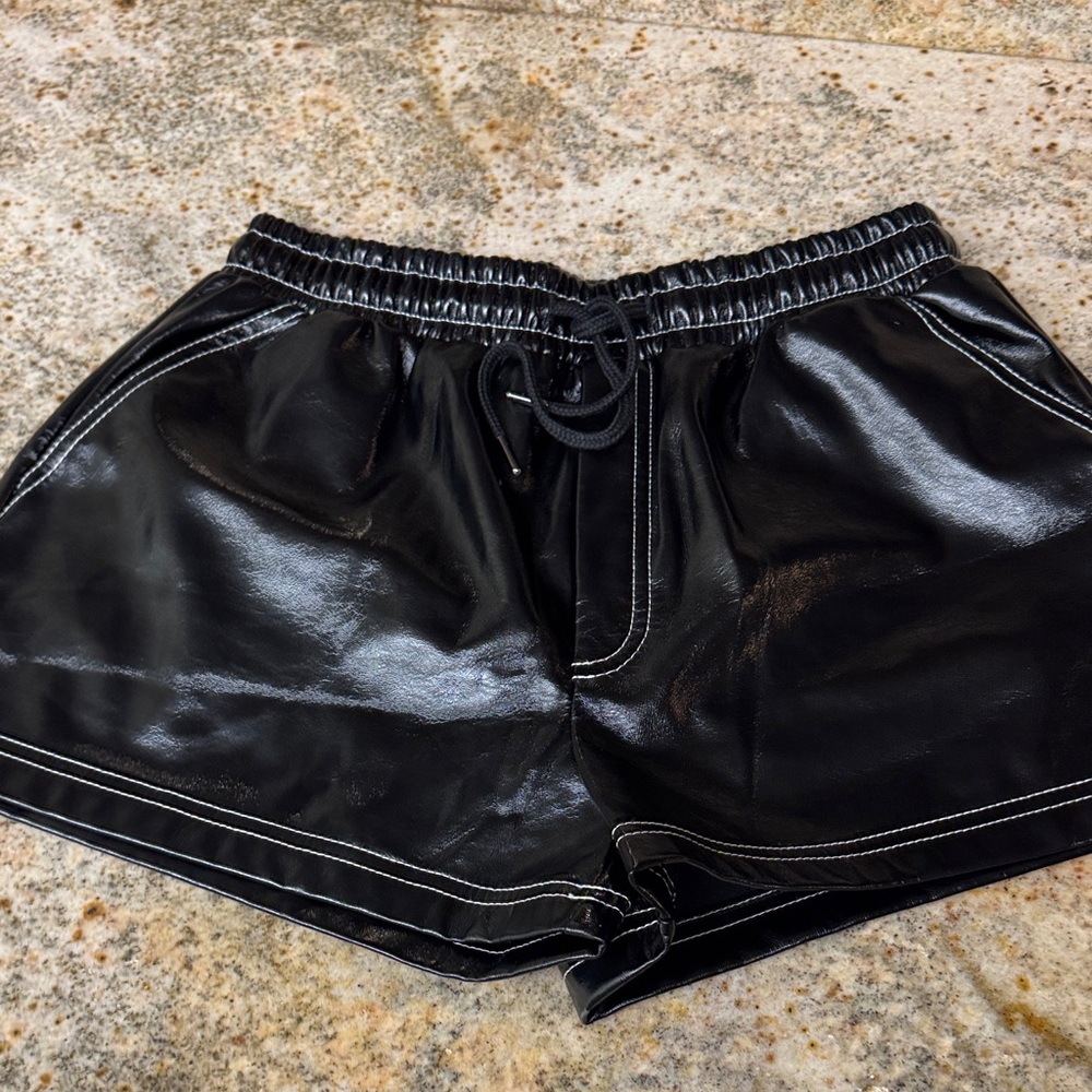 Sleek Black Athletic Shorts for Women